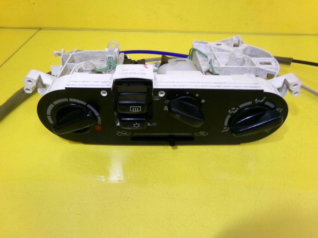 фото №8, Панель управление обдув mitsubishi colt mr201365 nr1208