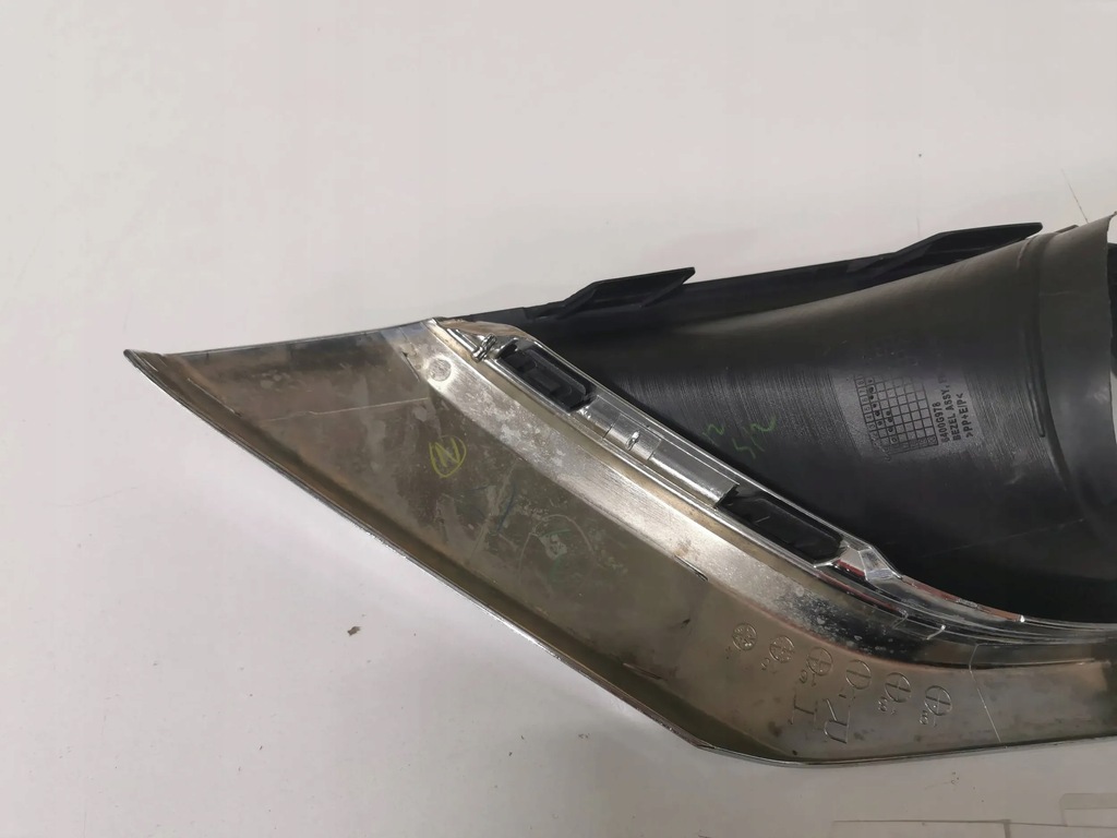 фото №11, Решётка противотуманной фары mitsubishi outlander iv правая 661.