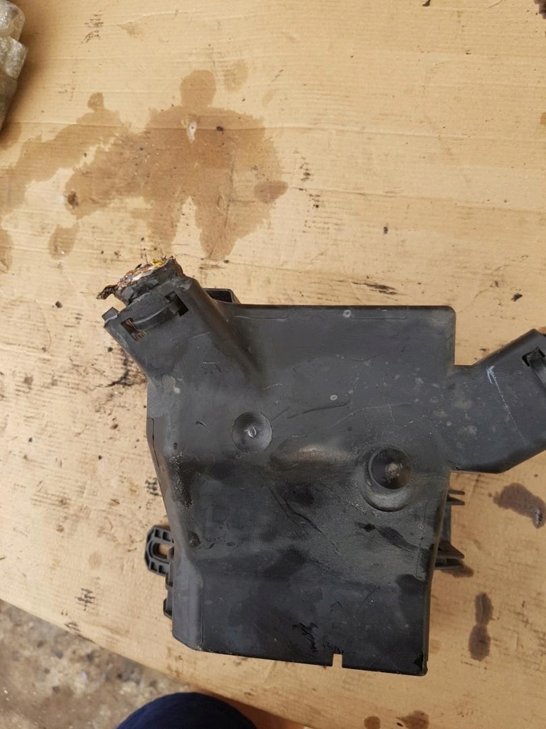 фото №4, Коробка предохранителей 1.5tdci ford ecosport