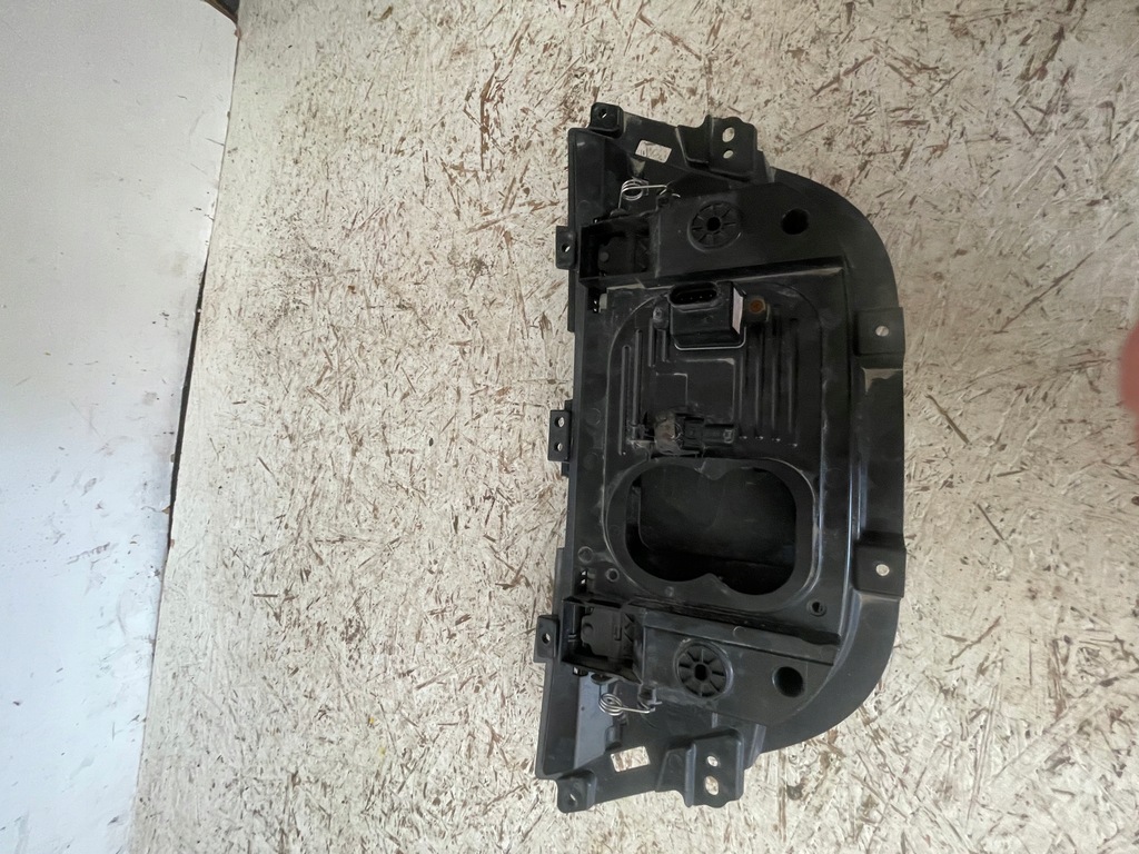 фото №9, Кришка заряджання maxus ex30 deliver