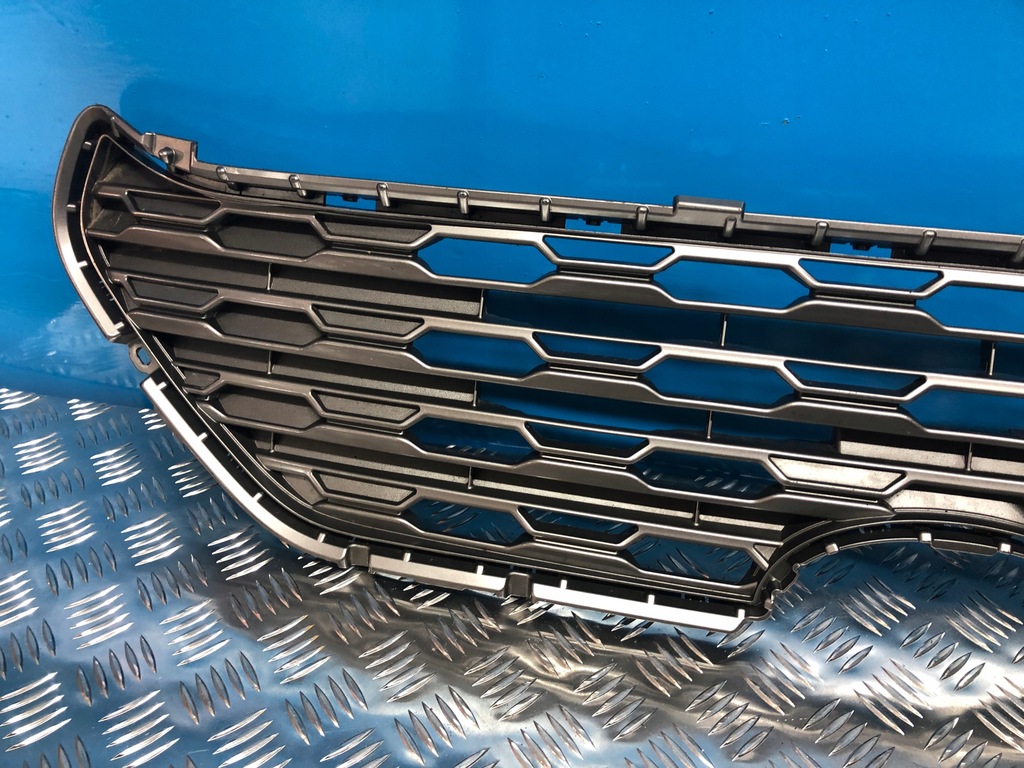 фото №2, Toyota rav4 v решітка радіатора решітка радіатора бампера перед