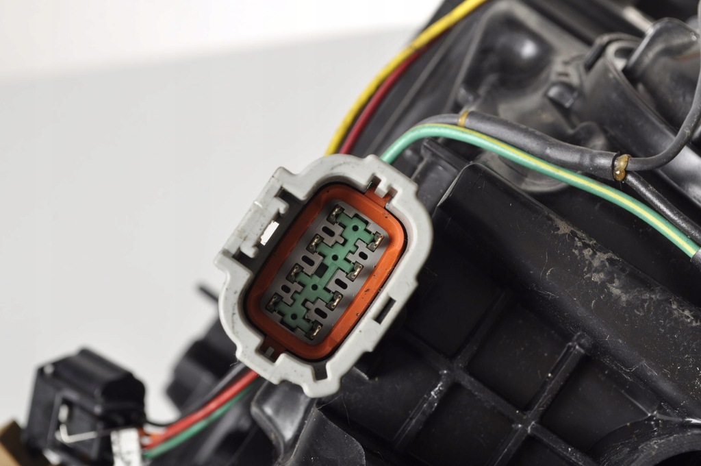 фото №9, Nissan leaf i ze0 лампа правая передняя anglik