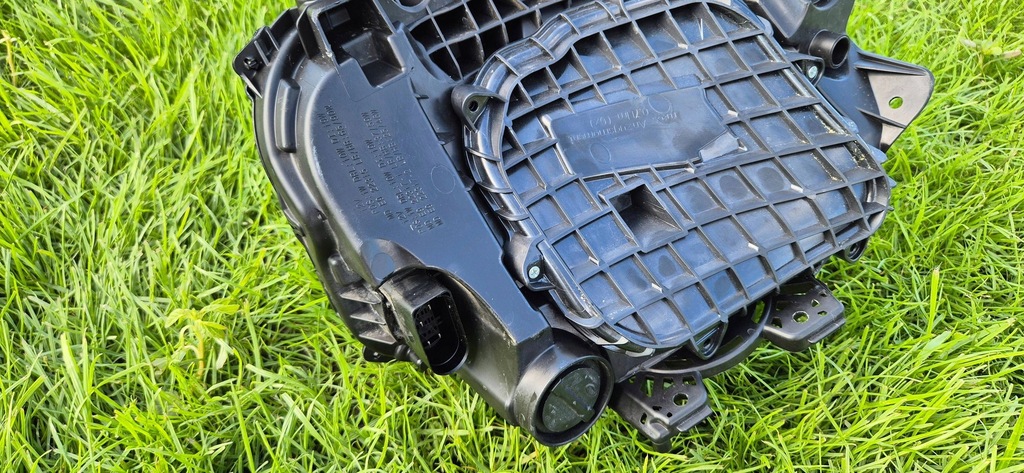 фото №13, Porsche taycan 9j1 19-23 лампа правый перед full led eu org