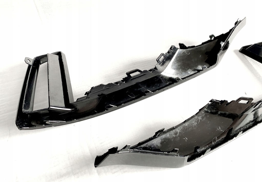 фото №9, Накладки решітка накладки спойлер audi a3 rs3 8v5 aso