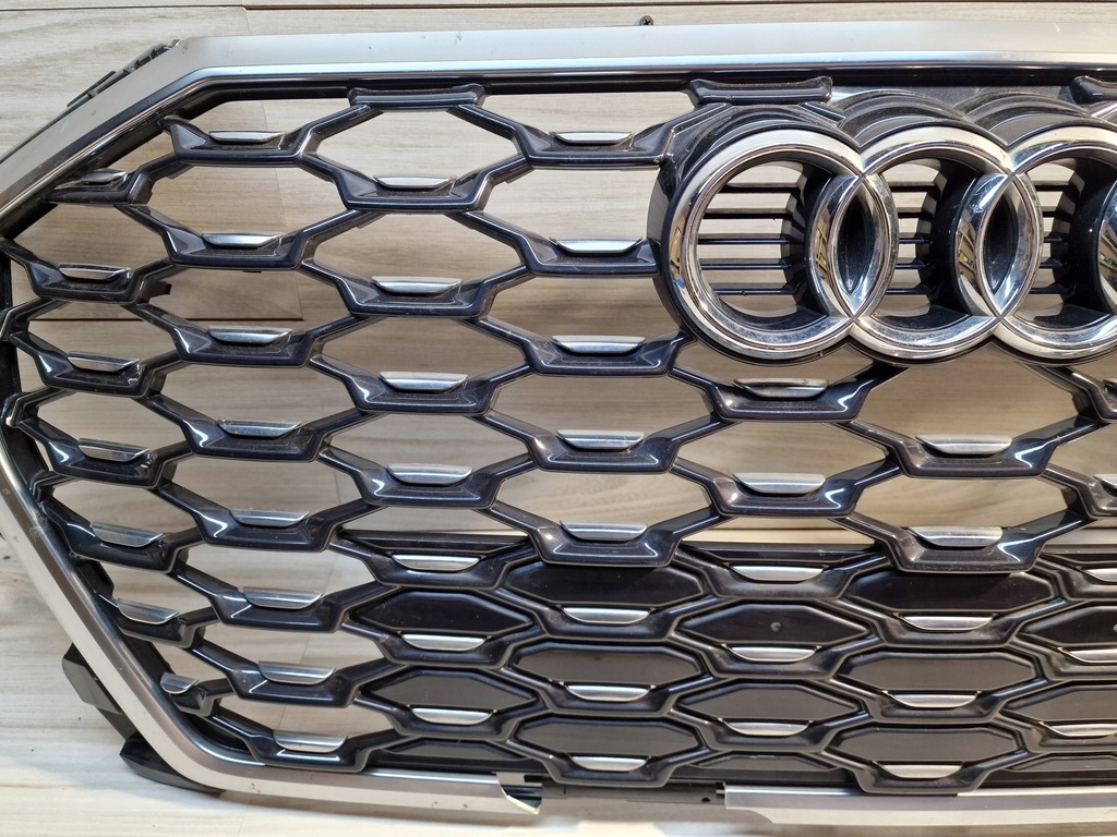 фото №8, Решітка радіатора решітка радіатора бампера audi q3 83a 83f s-line