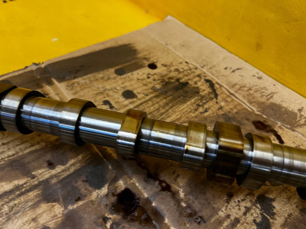 фото №3, Комплект вали розподільного валу всмоктуючий випускний renault 1.3 tce h5hb470