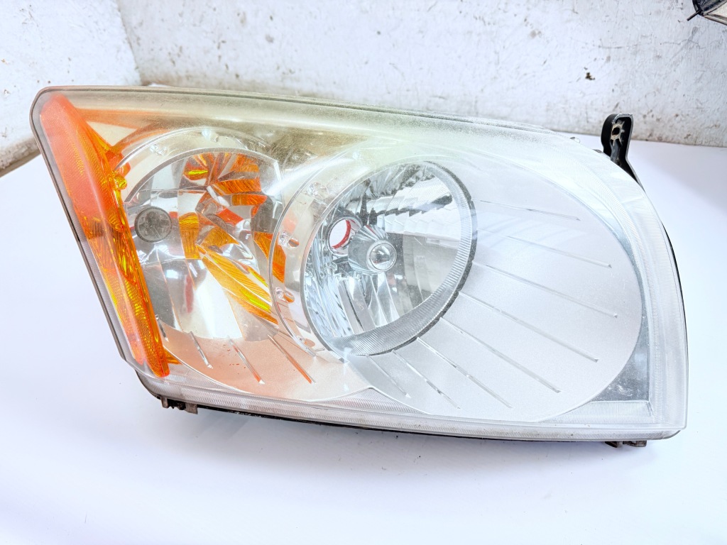 фото №1, Фара лампа правая перед dodge caliber
