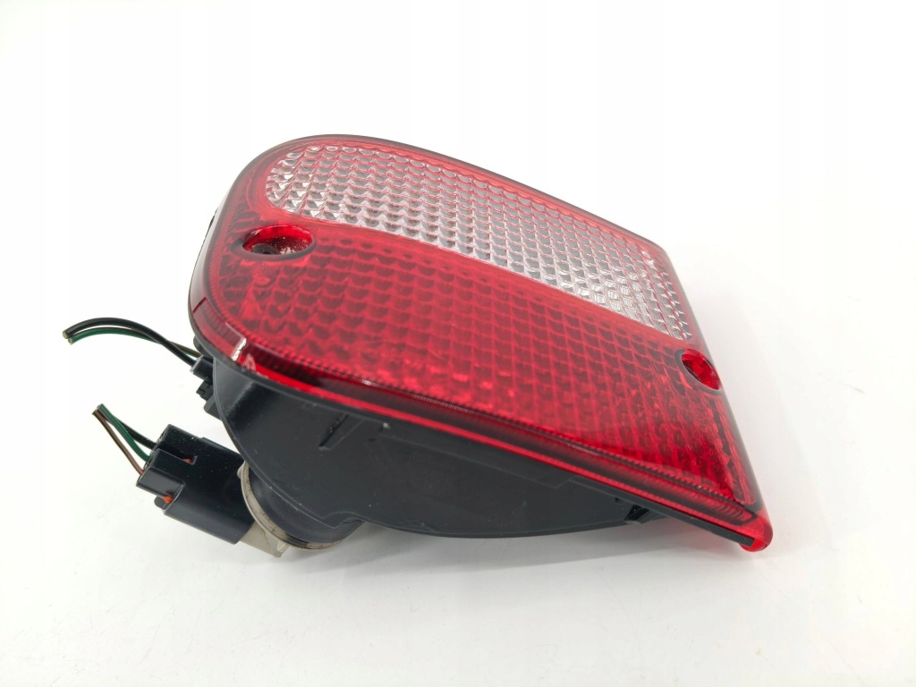 Лампа левый задний  левая задняя freelander 1 рестайлинг  w бампер Доставка