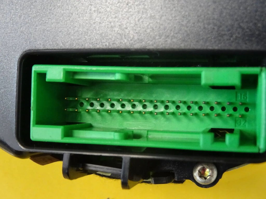 фото №5, Лічильник приладова панель прилади audi a3 8l бензин 8l0919860e nr712