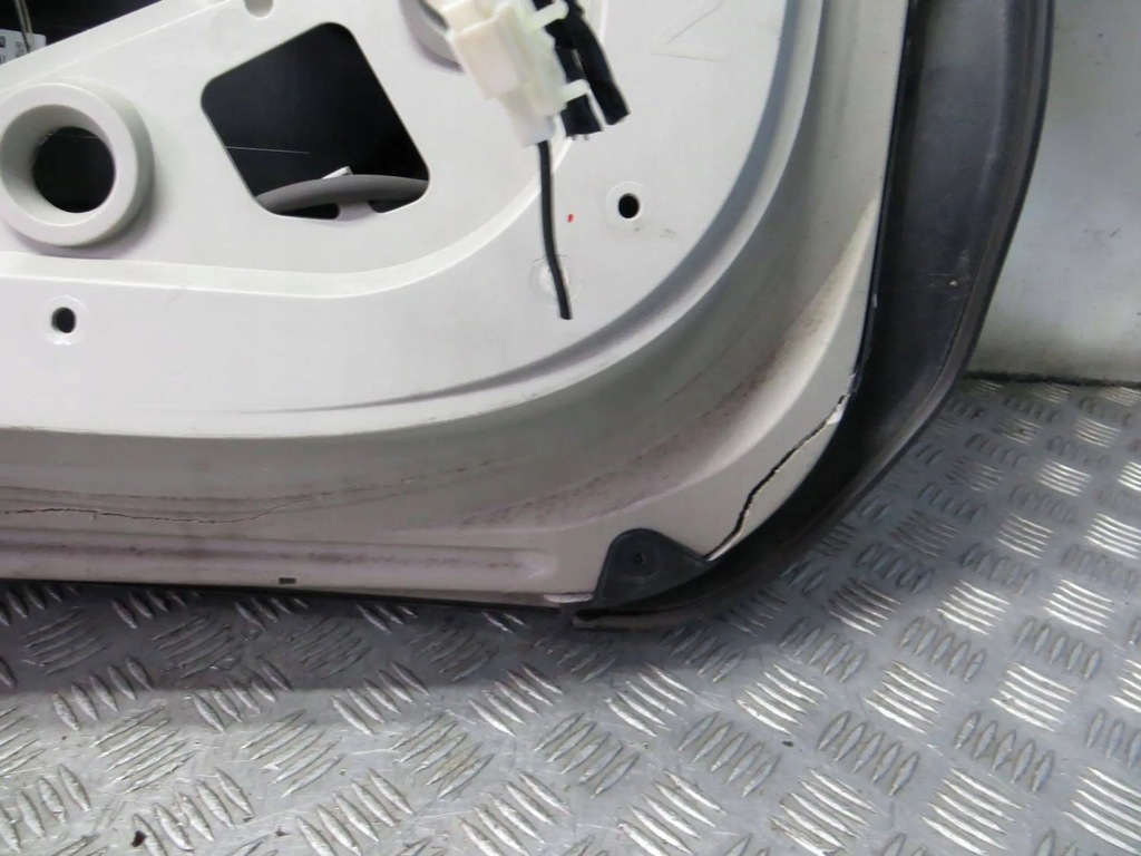 фото №9, Nissan x-trail t32 крышка багажника багажника ean 14-