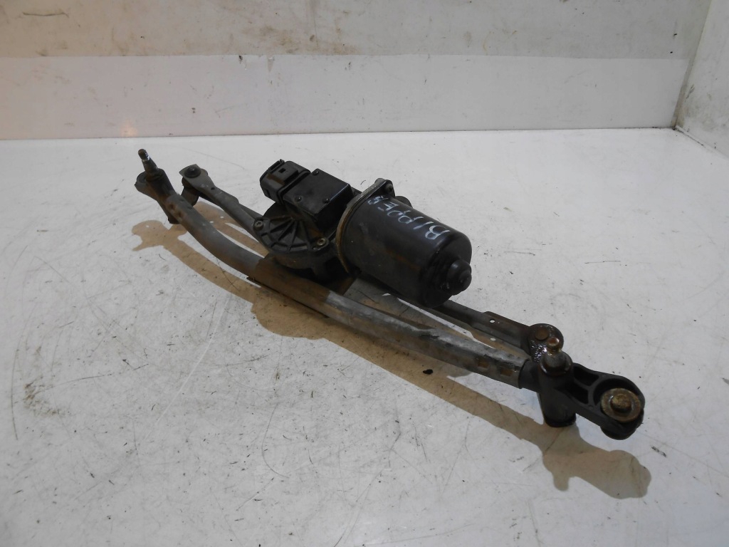 Peugeot bipper механизм дворник перед 1354851080 в Украине