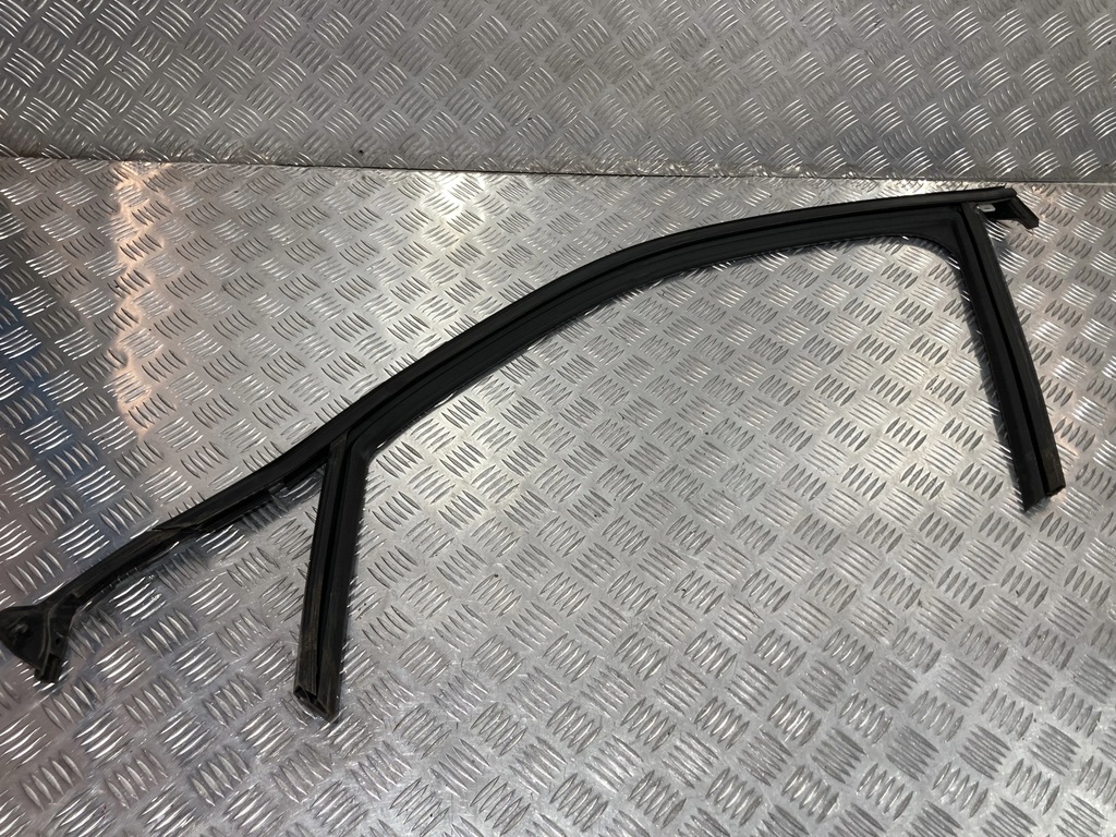 фото №1, Прокладка стекло рамка дверь левый перед ds3 crossback