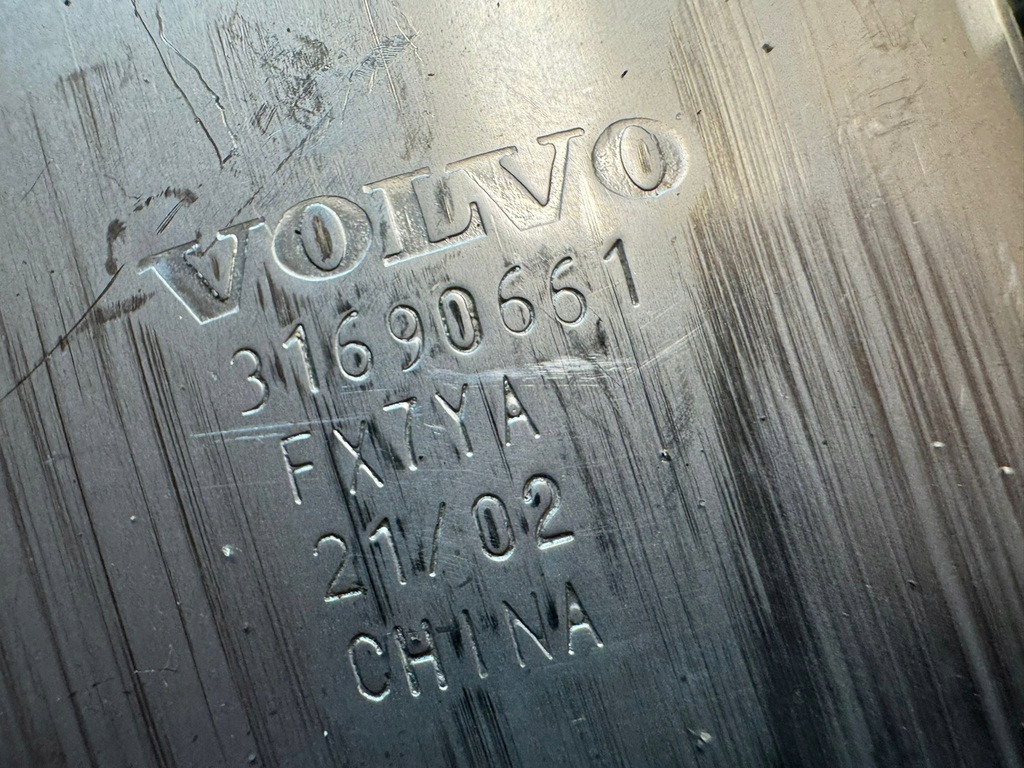 фото №7, Наконечник захист глушника вихлоп права хром 31690661 volvo xc90 ii