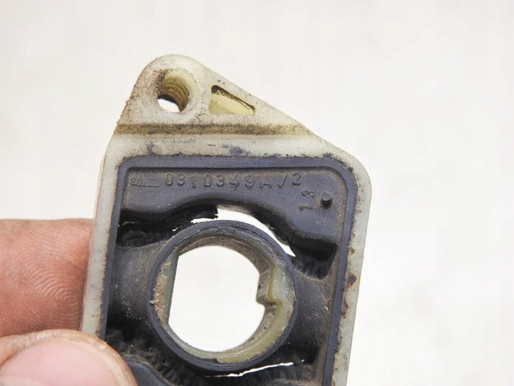 фото №5, Кронштейн кронштейн радиатора skoda fabia ii