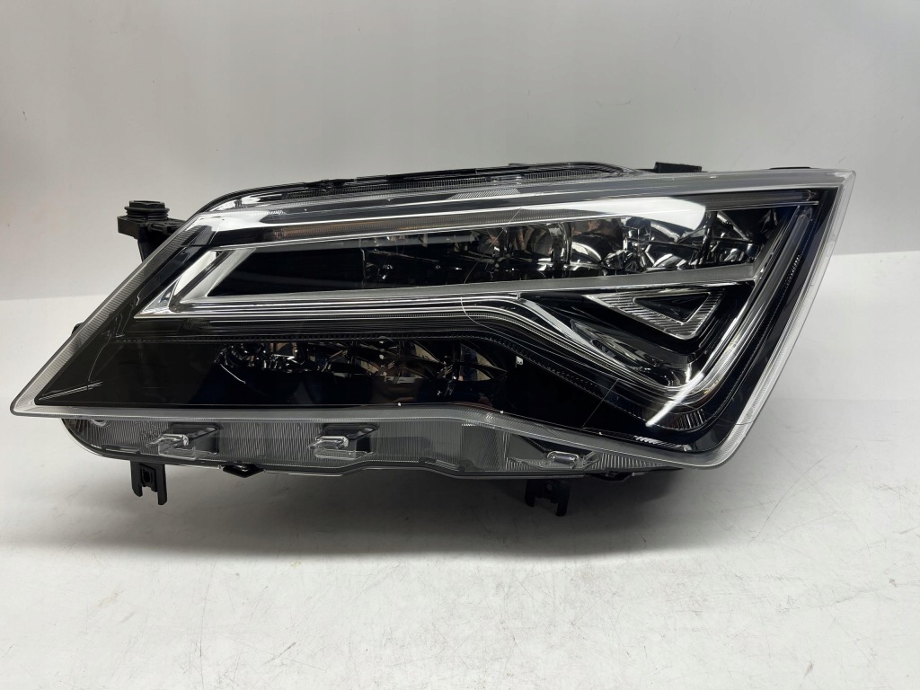 фото №1, Seat ateca фара перед передній лівий led 577941007
