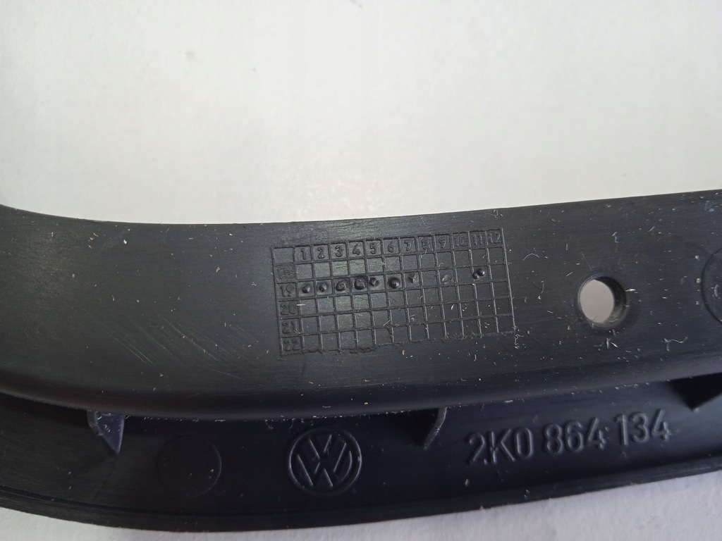 фото №14, Vw caddy iv рамка защита накладка бардачка нижний