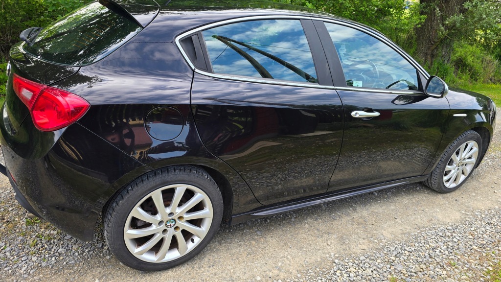 Купить Дверь правое перед задний  alfa romeo giulietta vr.805 ideał