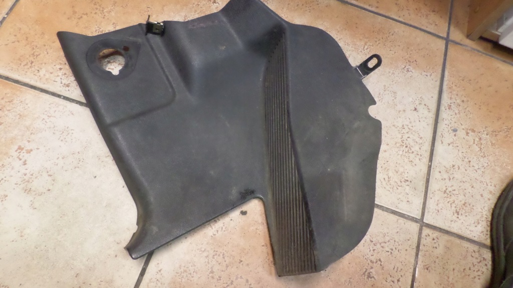 Купити Підніжка mercedes 190 w201 захист стійка лівого  чорний