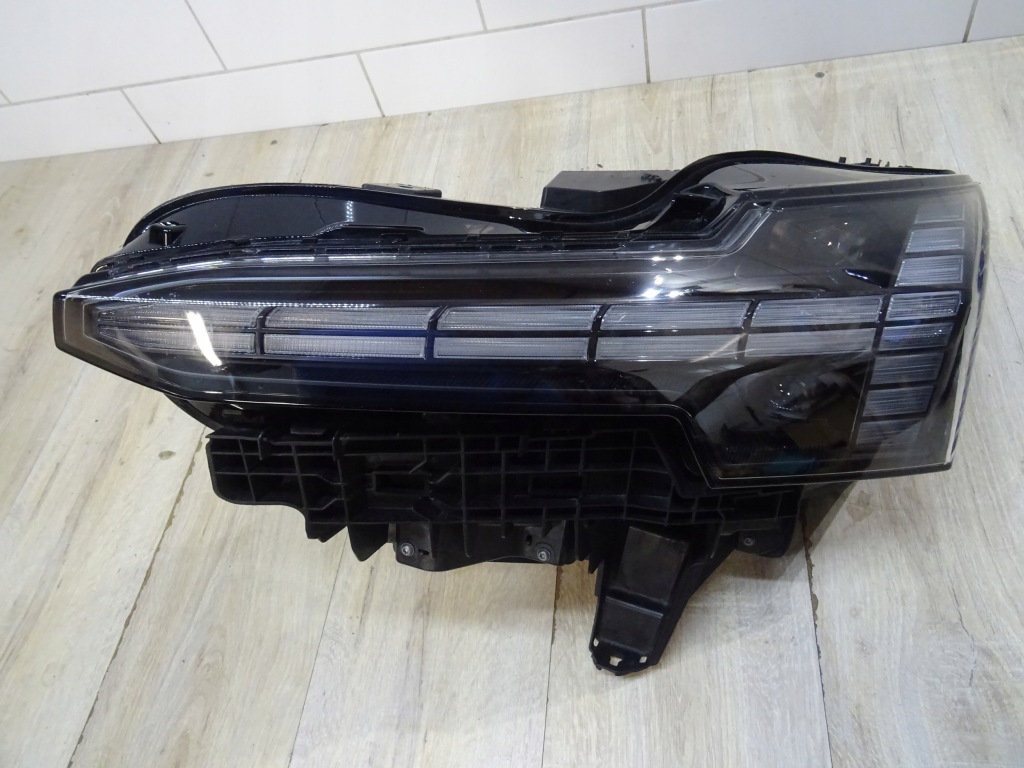 фото №1, Volvo ex30 23- лампа ліва перед передня full led oryg 80000401