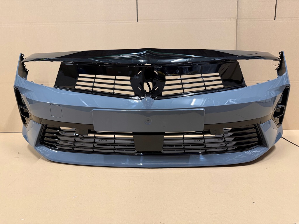 Купити Бампер передній перед opel astra l gs-line 22-25r 4x датчик радар grey