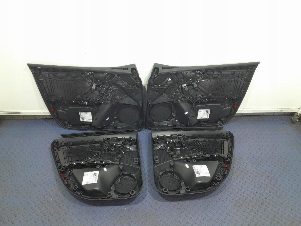 Audi a3 8y hb 5d сидіння заднє сидіння сидіння оббивка обшивки двері комплект eu Доставка