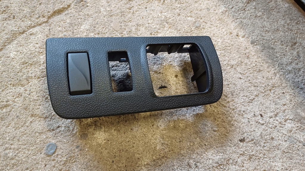 фото №1, Renault megane iii защита рамка 648450001r