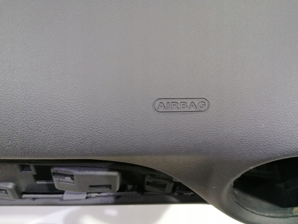 Opel adam приборная панель панель  подушка безопасности подушки безопасности ремни Оригинал