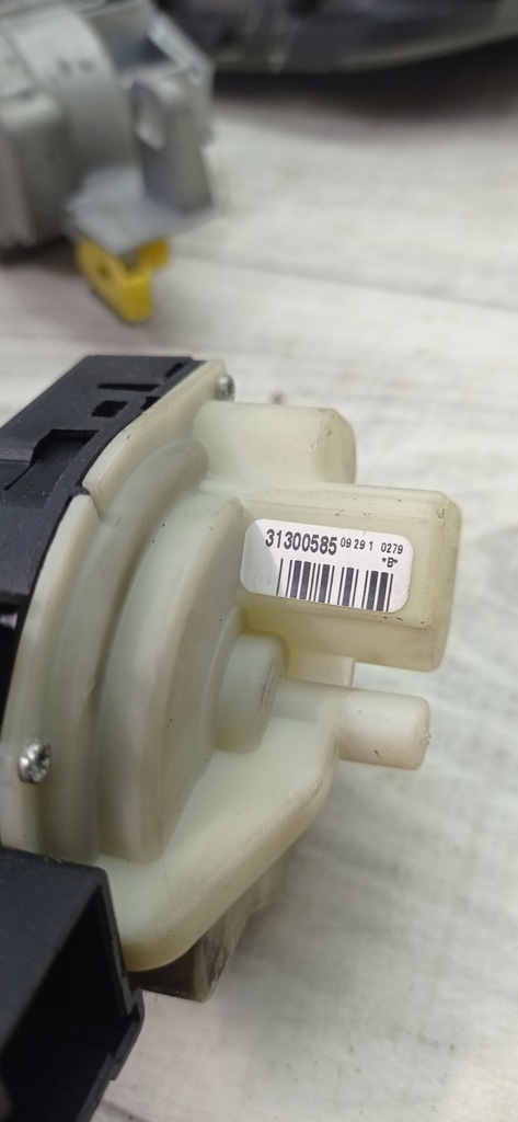 фото №8, Volvo v50 s40 2.0d 136 06- набор стартовый do запуск 30729065a + abs