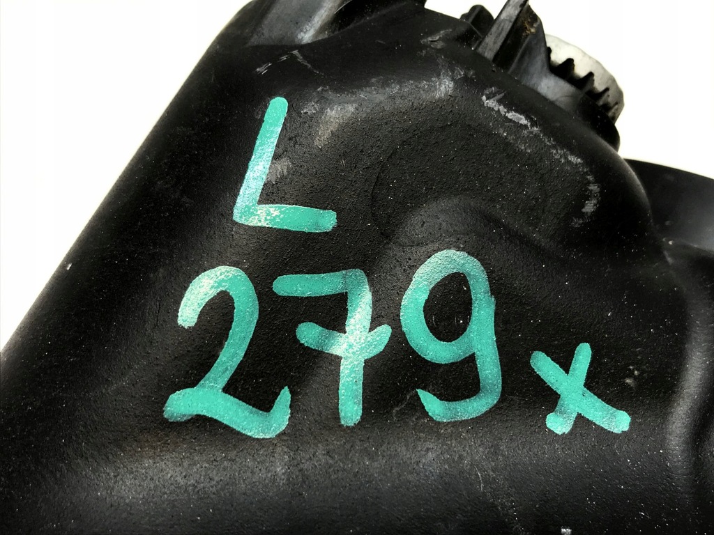 фото №16, Лампа левая фара левый toyota hilux 8 viii 15-