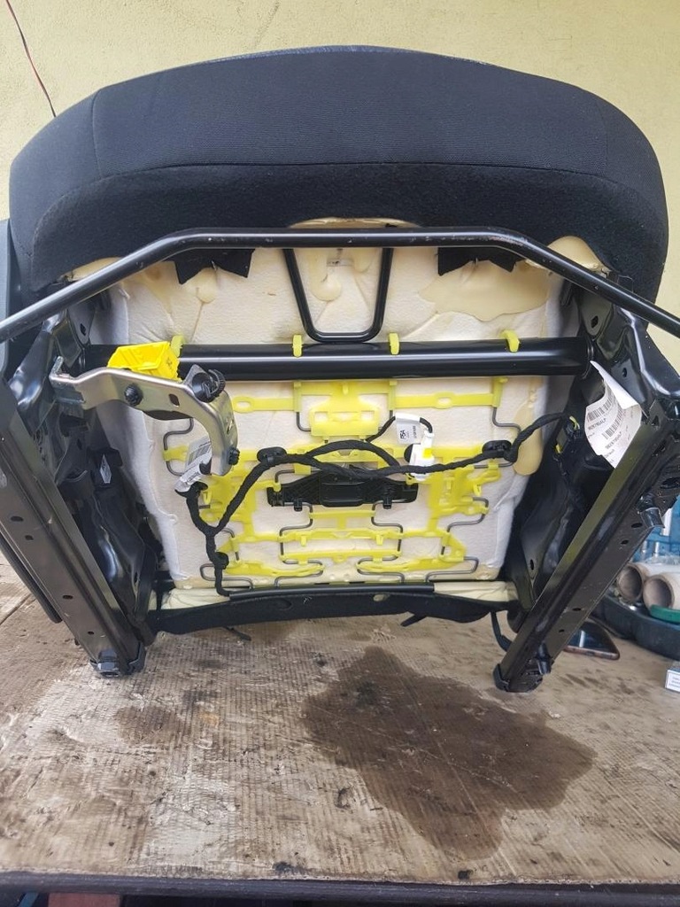 фото №7, Сиденье правый перед peugeot 208