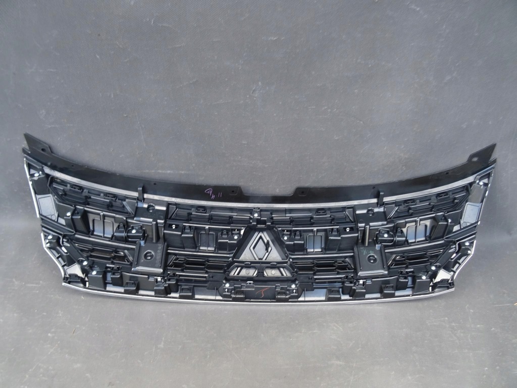 фото №7, Mitsubishi outlander sport 2020- решётка радиатора решётка радиатора