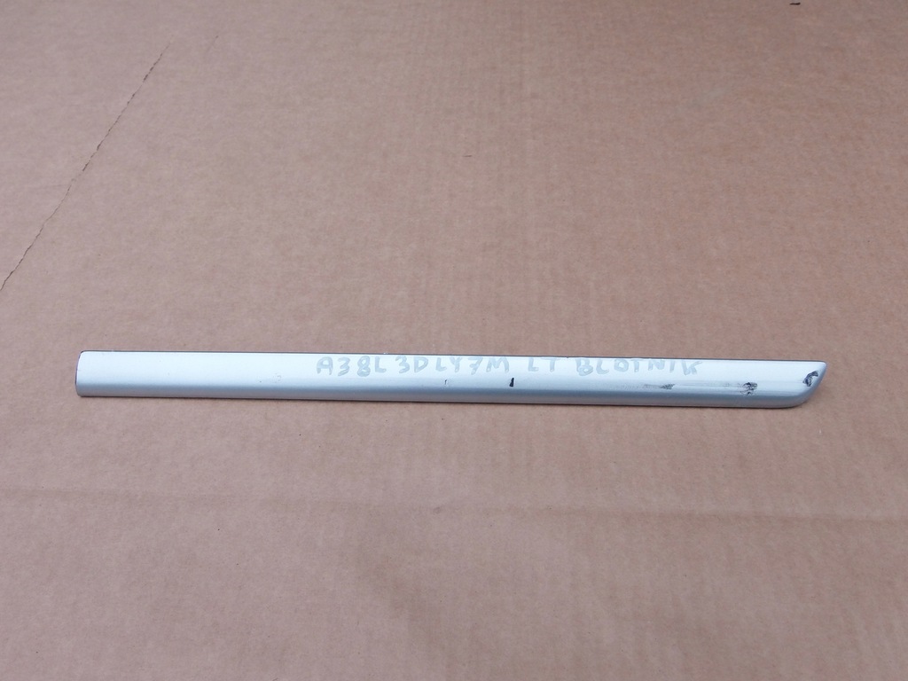 фото №1, Молдинг blotnikia лівий задня ly7m audi a3 8l 3 двері