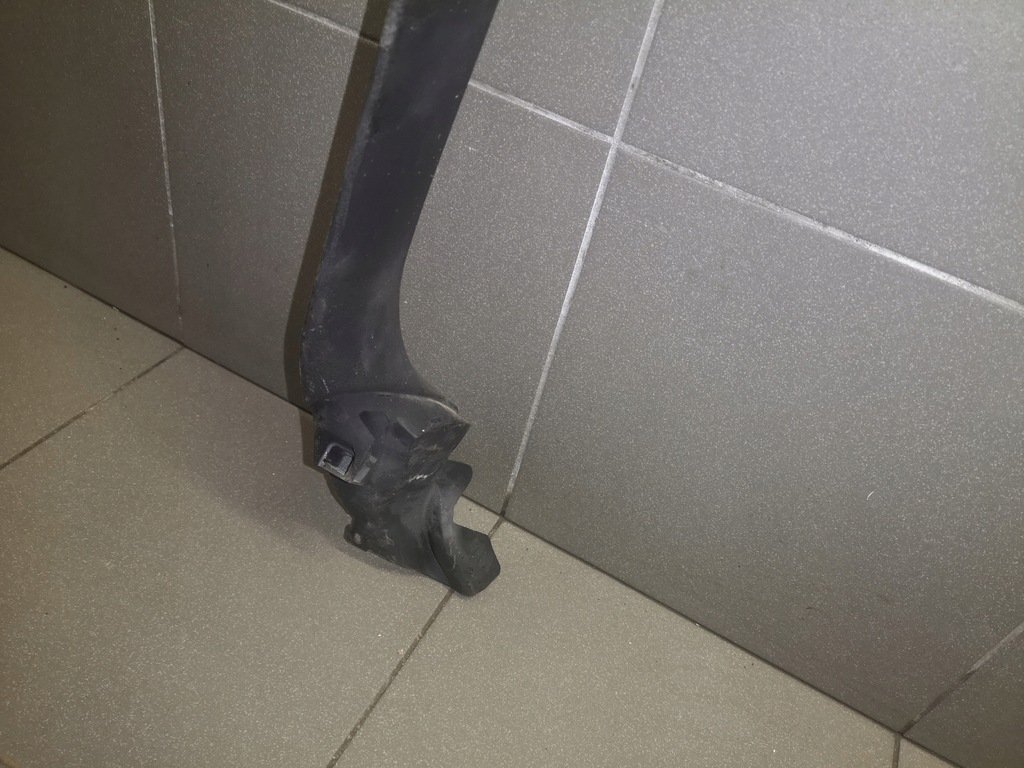 фото №8, Захист кришки audi a6 c6 avant 4f9867973