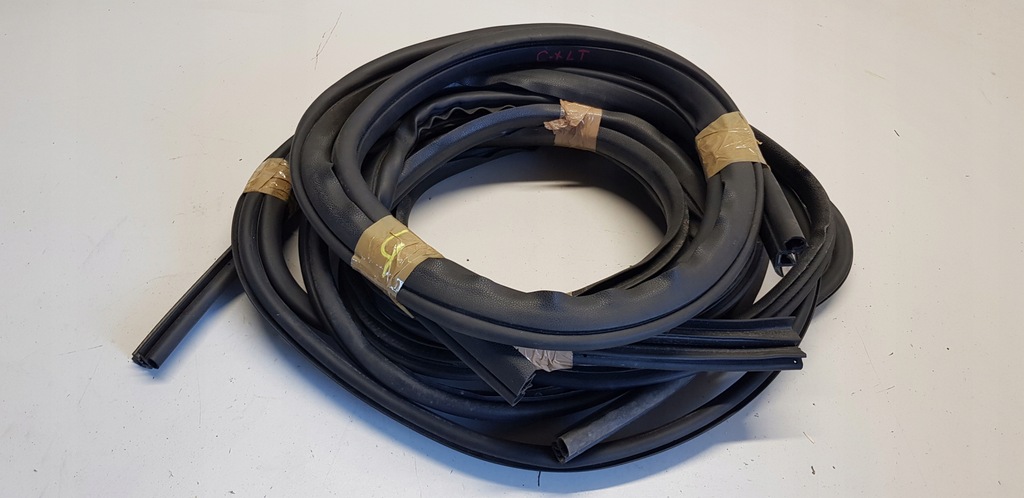 фото №1, Ford c-max mk1 прокладка двері лівий задня