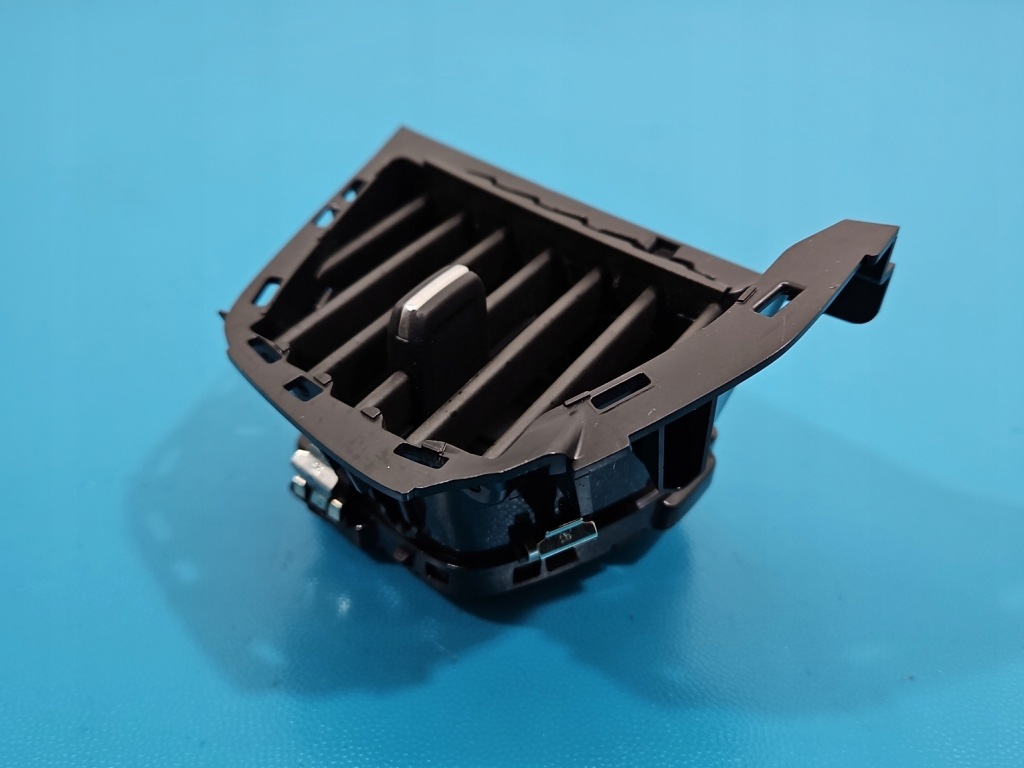 фото №1, Решітка обдув ліва opel grandland 9838272677 europa