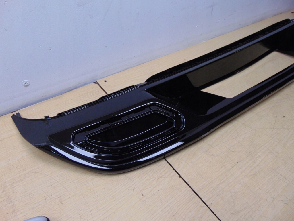 фото №2, Накладка бампера задняя диффузор vw golf vii r-line