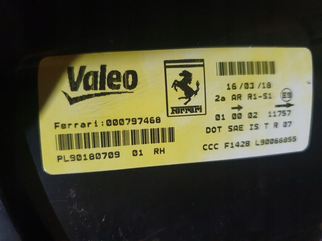 фото №3, Комплект лампа задніх ferrari 488