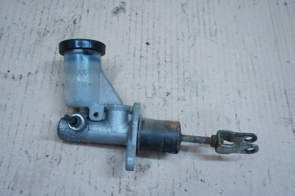 фото №1, Nissan terrano ii насос сцепления 2,7 tdi 125km