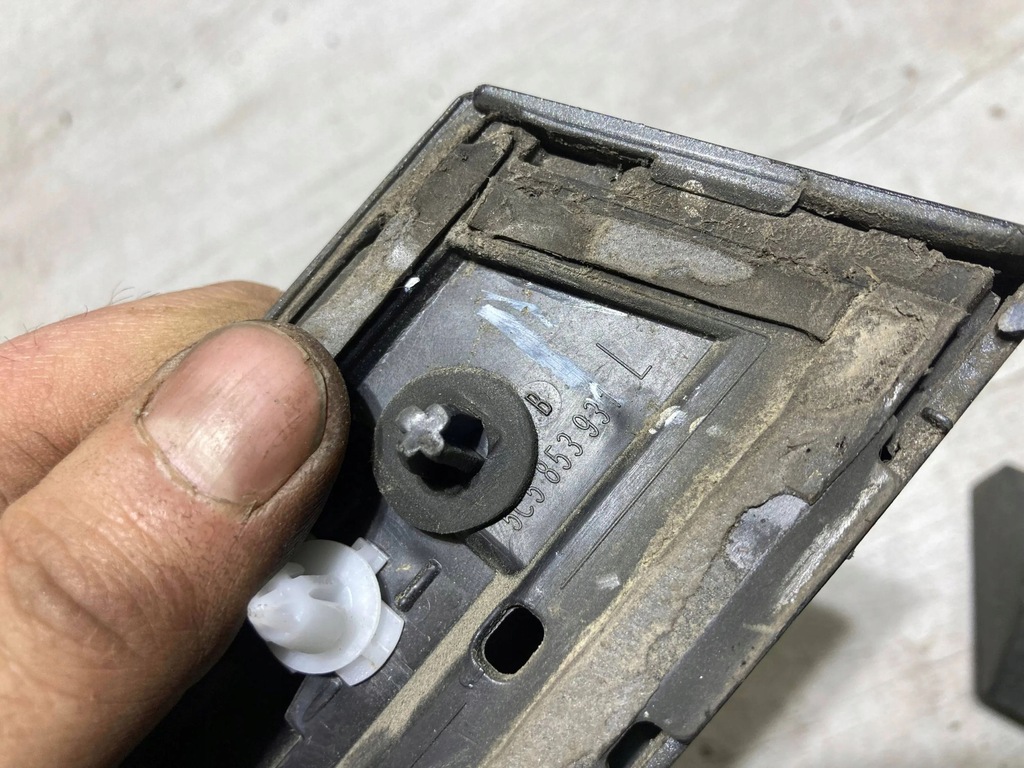 фото №5, Volkswagen beetle a5 5c 2018 молдинг крила лівий задня