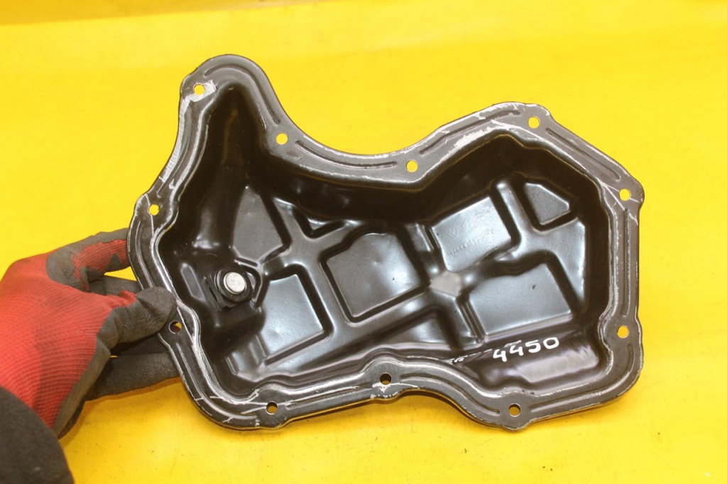 Поддон масляная renault megane 3 nissan juke captur 1.2 tce h5f 11113203r Недорого