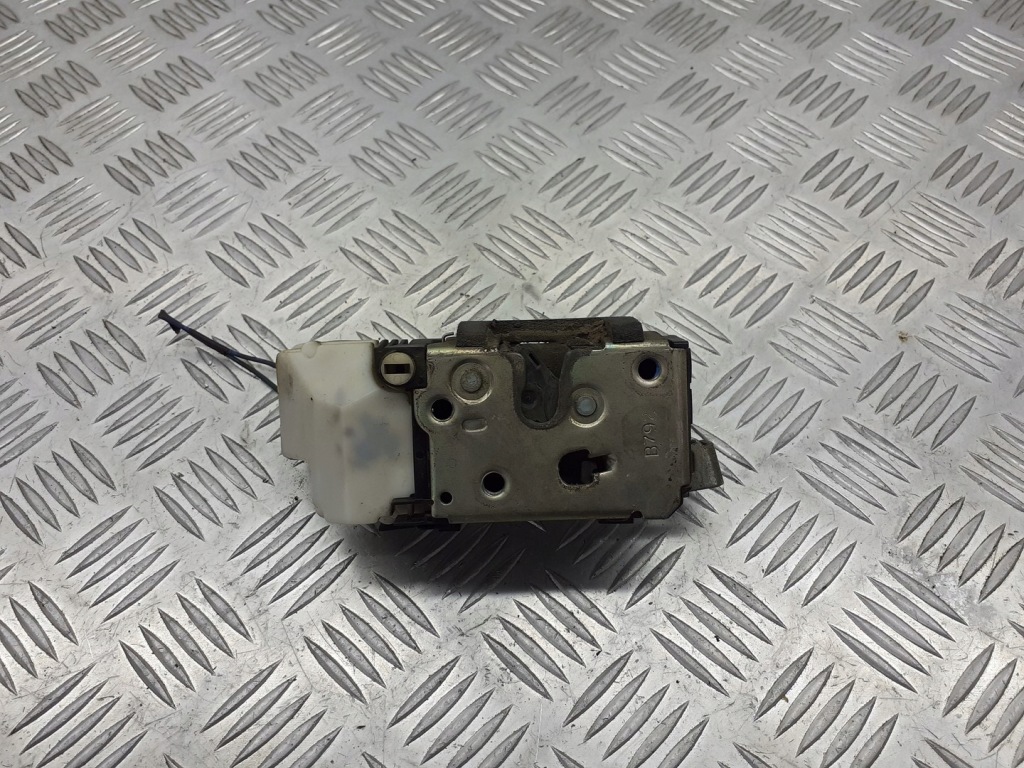 фото №2, Замок дверь правый задняя fiat punto ii 2pin