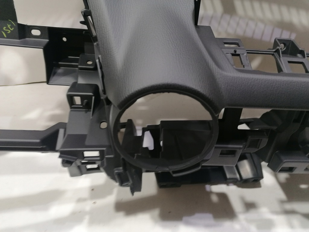 фото №8, Mazda 2 ii lift приборная панель консоль подушка безопасности подушки безопасности ремни оригинал nowa