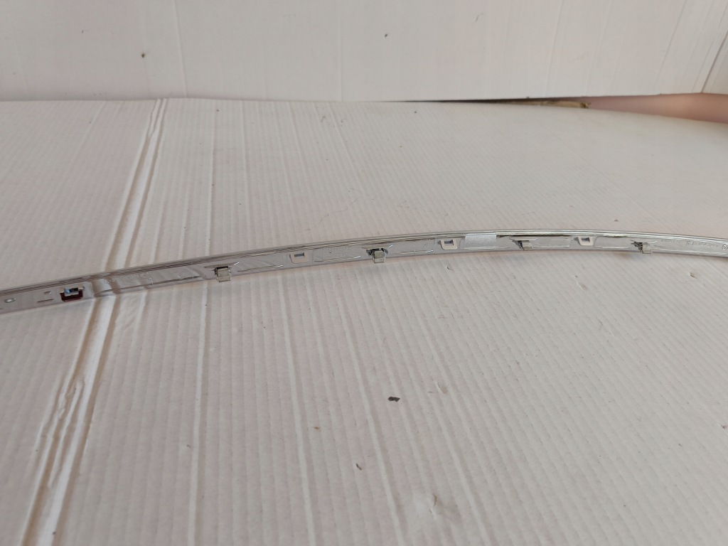 Хром молдинг крышки задний  a2217580181 mercedes w221 sedan с Разборки