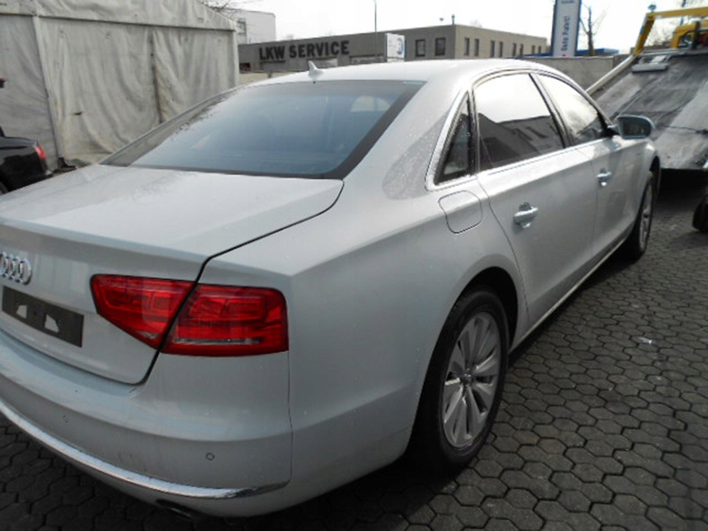 фото №14, Audi a8 4h d4 ls9r задня бампер задній + кришка багажника багажника + лампи лампа світлодіоди l