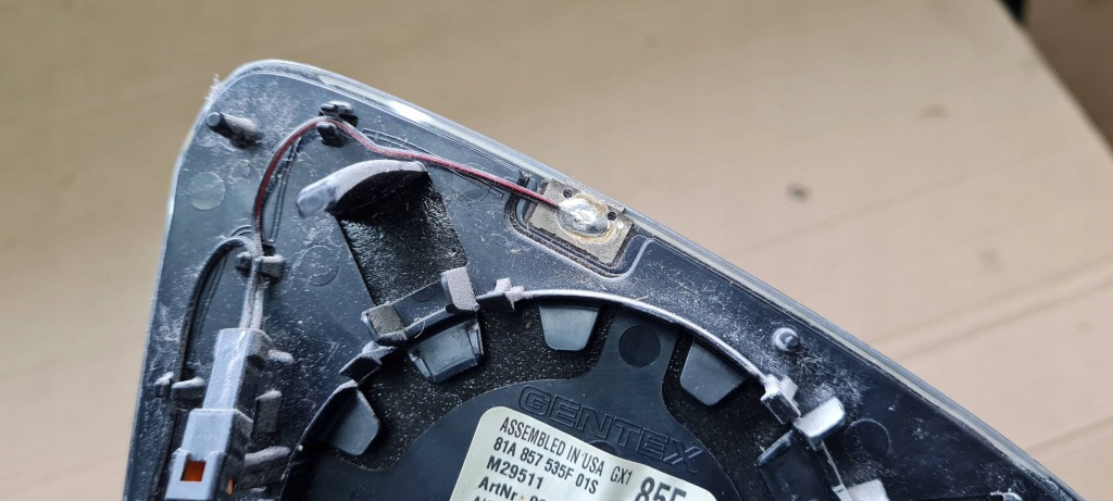 Q3 83a вкладыш зеркала стекло фотохромный левое  перед 81a857535f Киев