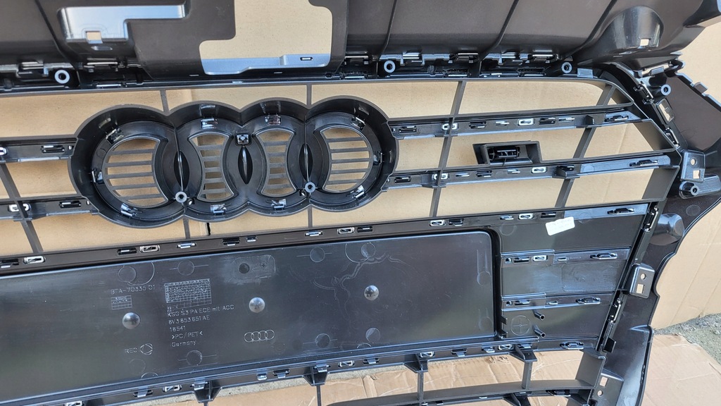 фото №13, Решётка радиатора радиатора решётка радиатора audi s3 8v lift 16-20 радар оригинальный номер 8v3853651ae новый !!!