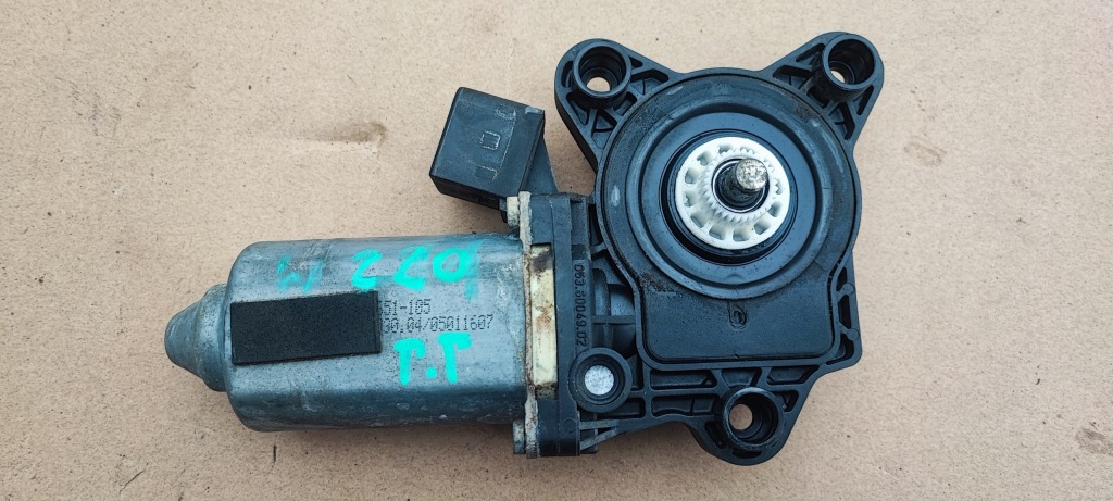 фото №1, Моторчик скло правий перед mercedes w220