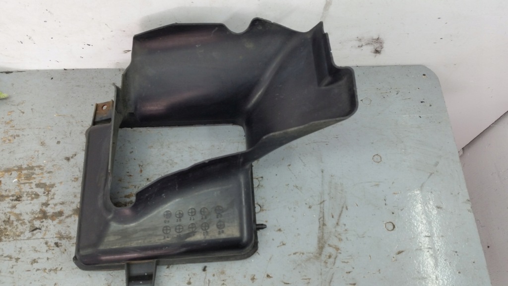 фото №1, Повітропровід повітря mazda 6 lift 2.2 d r2bf13566