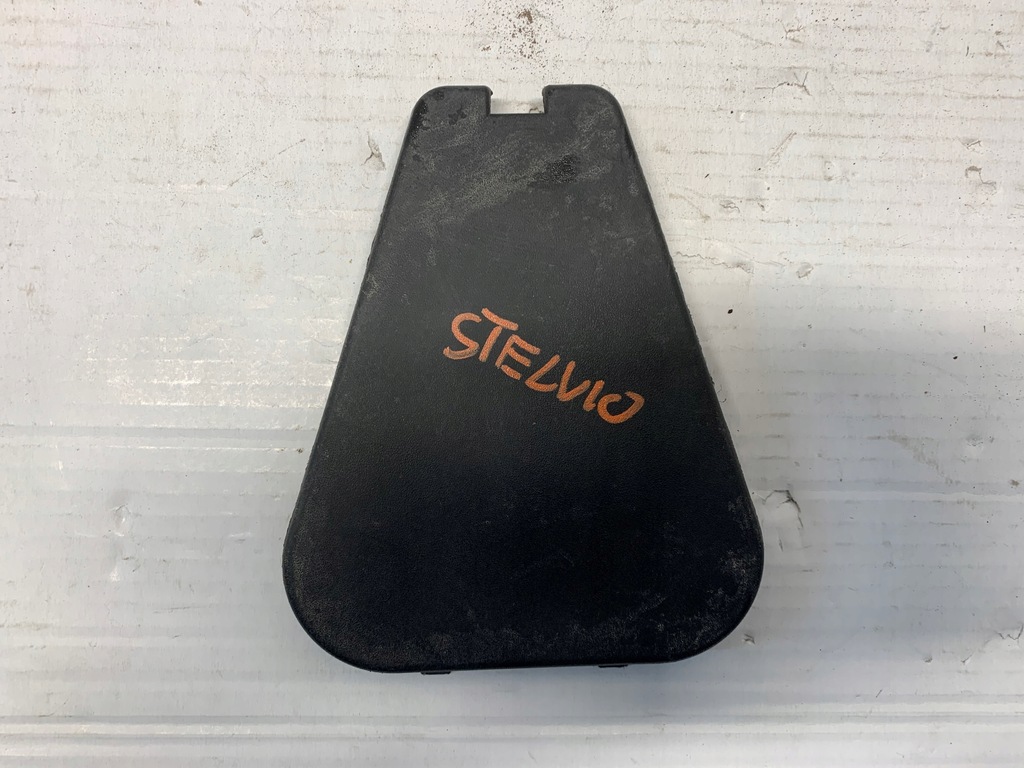 фото №1, Заглушка жабо 156108447 alfa romeo stelvio