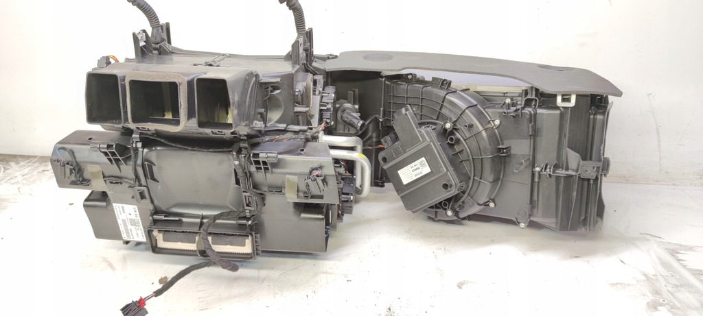 фото №10, Отопитель комплектная audi a4 b9 8w2816005g uk